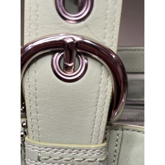 Coach F13733 Soho Pleated Leather Carryall Bag - Picture 13 of 16